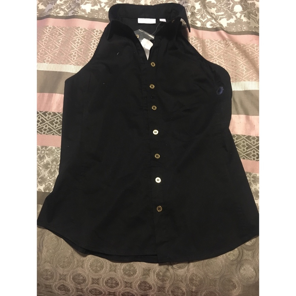 Sleeveless top